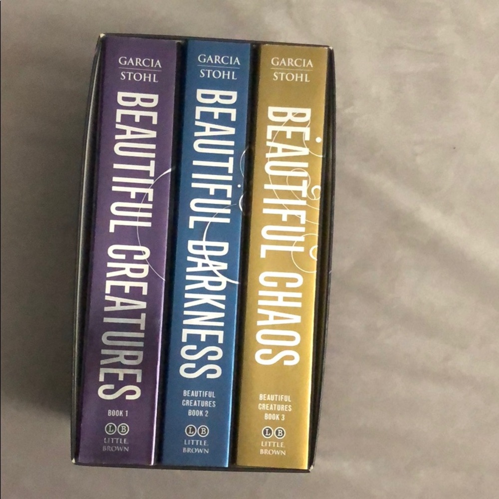 Beautiful Creatures book set